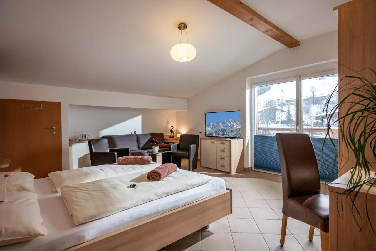 Blaiken Appartements In เชฟเฟา อัม วิลเดนไคเซอร์ ภายนอก รูปภาพ