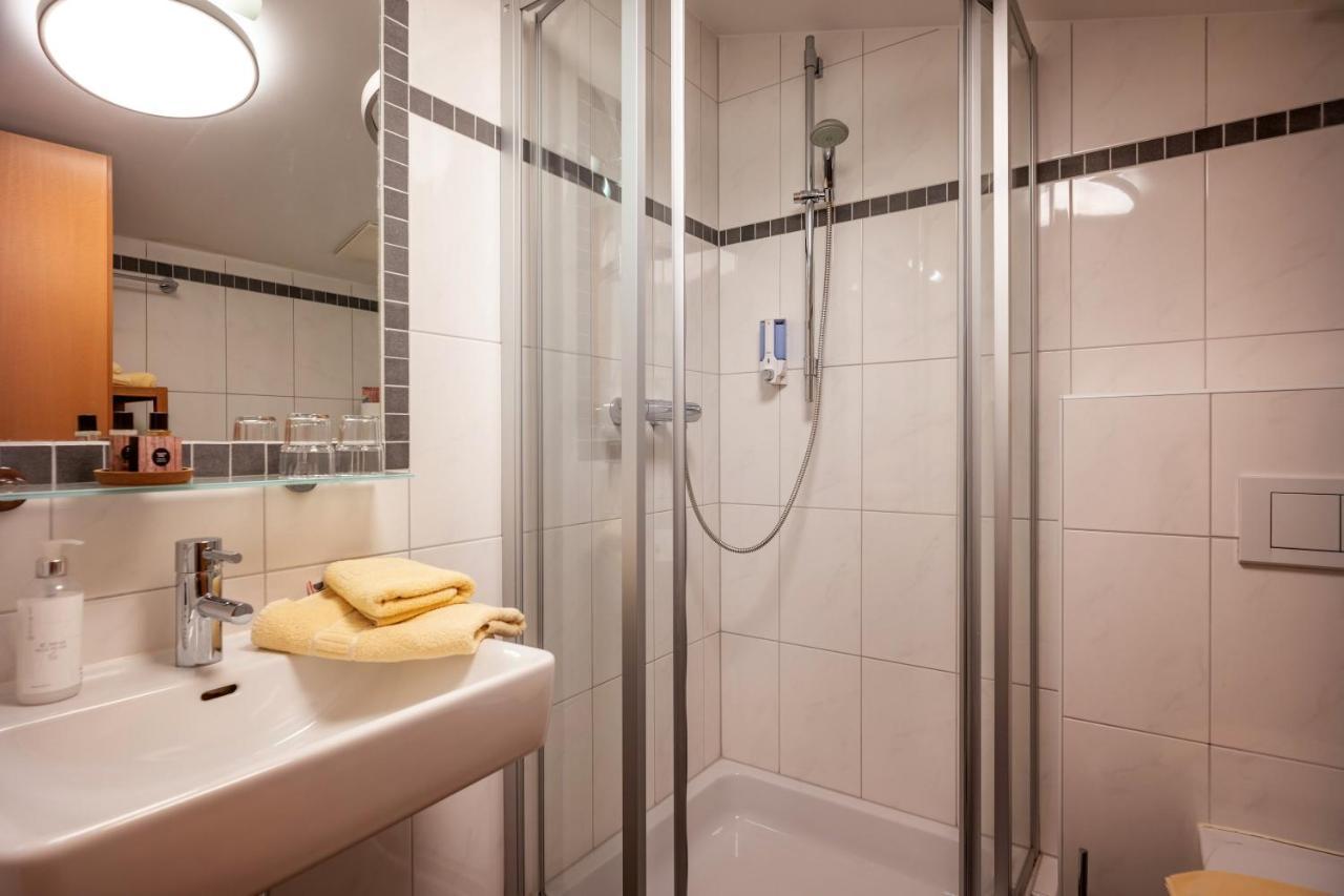 Blaiken Appartements In เชฟเฟา อัม วิลเดนไคเซอร์ ภายนอก รูปภาพ